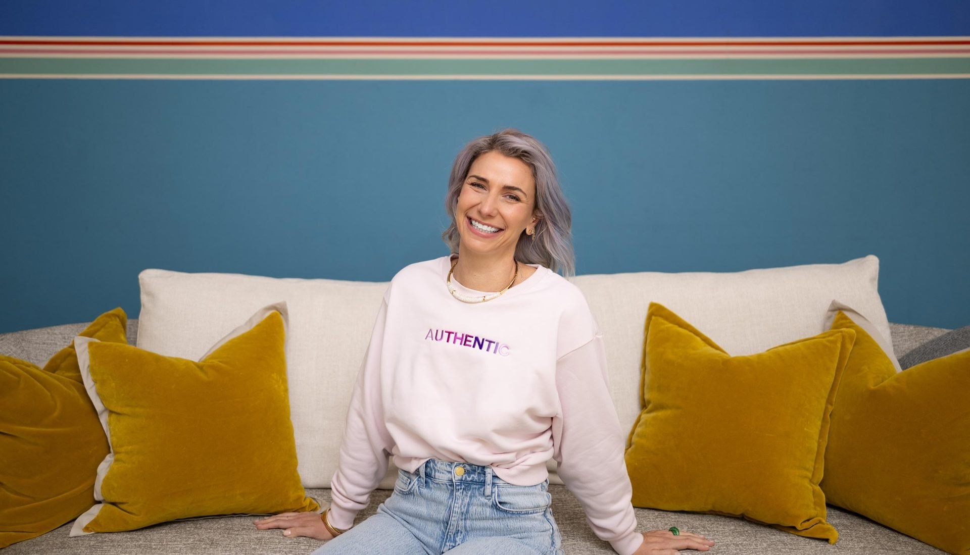 Pale Lavender Crew - PURPLES- AUTHENTIC image 3