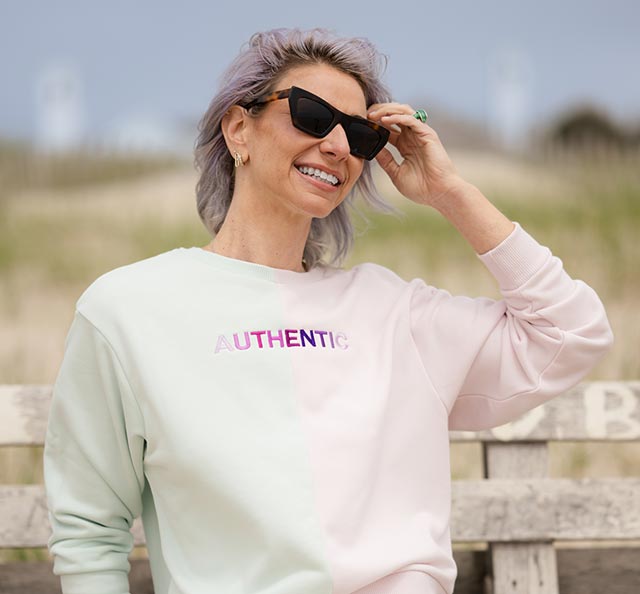 AUTHENTIC Lavender-Mint Colorblocked Crew - Purple Shades image 3